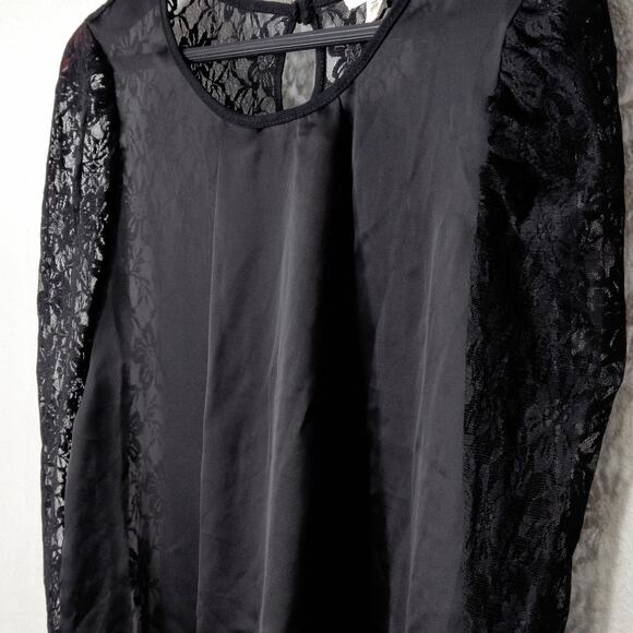 Silence + Noise Women’s Blouse Black Lace Dark Romantic Contrast Sleeves Size L - Picture 4 of 11